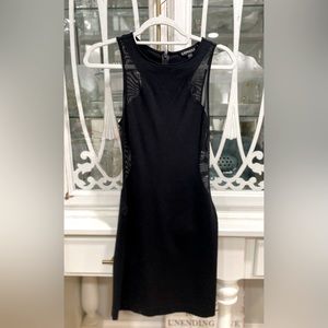 174.  NWT  EXPRESS BLK & SHEER SHEATH DRESS SIZE 2